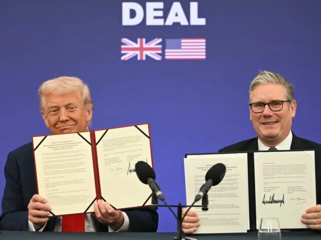 US-and-UK-Sign-Landmark-Technology-Partnership-Worth-150-Billion.jpg