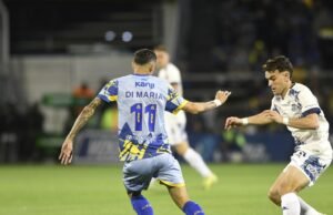 Com uma ajuda incrível de Di María, Rosario Central é contra a oficina