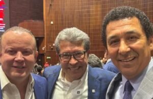 Este é o salário e a investigação de Mario López, um deputado que é um visto nos Estados Unidos