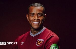 O zagueiro brasileiro da West Ham Signature Igor Julio em Brighton