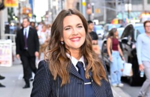 Drew Barrymoore Mudança dança icônica em ‘Display’ 30 anos depois