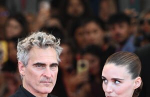 Joaquin Phoenix e parceiro de longa data Rooneyrayy Maratun Mura Carpet Date Pictures