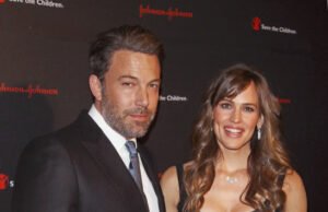 Jennifer Garner e Ben Affleck Reunite Family Movie Night