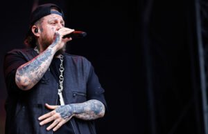 Os seguidores ficam impressionados com o peso da Jelly Rolly como uma das Europa e a tempestade