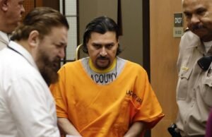 O treinador de futebol da LA matou adolescente, apesar de verificar, reivindicações familiares