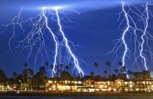 Milhares de luzes atingiram o céu sul de Suthern. A chuva poderia ser da estrada?