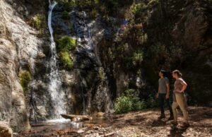 A grande rodovia de Big Surt Hucking foi amaldiçoada. Por quanto tempo?