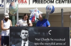 Pessoas que atiraram em Matthew Dowd cara a cara as consequências da morte de Kirk