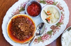 Melhor comida indonésia para Tastang Rendang em Los Angeles