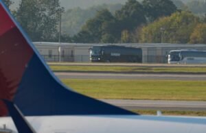 Os trabalhadores sul -coreanos foram presos nos ataques de imigração de Atlanta e sua cabeça