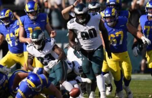 O Rams sopra 19 pontos, perdeu a águia na incrível águia