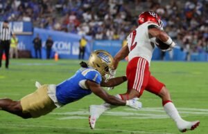 UCLA desbloqueado: tarde, noites de Blue Bowl para Bruins em Secretário Secretário