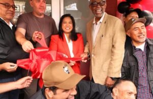 A despensa de LA originalmente para desbloquear o novo proprietário, mas os mesmos trabalhadores