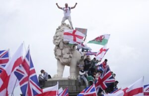Os funcionários ficaram feridos, manifestantes em um protesto de longa distância em Londres que inspiram 110.000