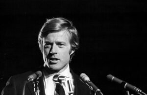 Robert Redford removeu sua boa forma com uma atitude amorosa