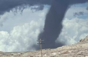 Tornados destruindo casas a sudeste de Utah