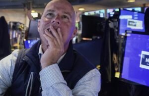 Wall Street atinge o recorde, de acordo com a mineração do Fed