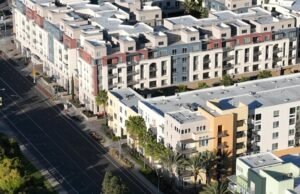 Blogs contraditórios que adicionam moradia em uma transição para a convenção que passou pela convenção