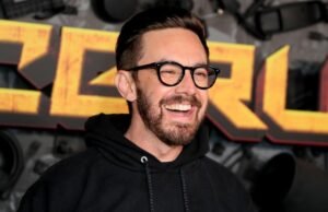 O ‘JEMA. Taccone ‘SNL’ retorna a um acidente de 20 pés