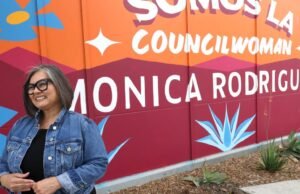 O que é Monica Rodriguez?