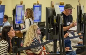 Quer saber Orange County: Você tem um cachorro ou gato?