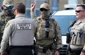 O crime do crime leva à prisão em massa e ao artigo Jay Jay Jay Jay