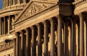 O desligamento do governo quando a pressão nacional enfrenta pressão