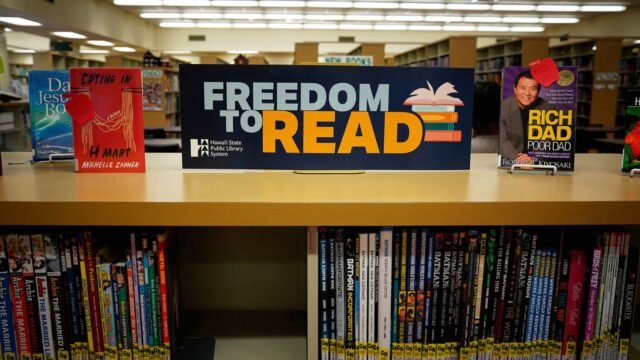 Hawaii-Libraries-Face-Restrictions-on-Banned-Books-Week-Displays-Amid.com2Fb12F372F2cc3017ed0f56276c.jpeg