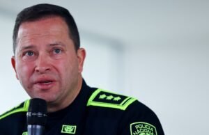O governo nacional avalia cinco oficiais semelhantes para substituir o general Carlos Triana à frente da polícia nacional
