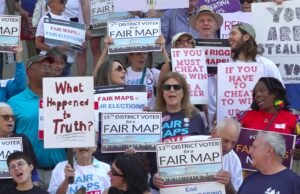 Os ingressos de ingressos estão expostos aos Estados Unidos