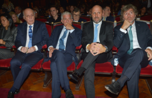 40 fotos de um prêmio judicial