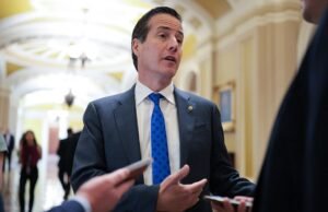 Os senadores oferecem legislativo para resolver o desligamento do desligamento do governo