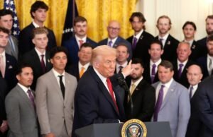 Trump homenageia campeões de beisebol da Ncaa e Naia na celebração da Casa Branca