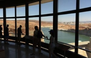 Com a conversa do rio Colorado com não-entidade, os críticos exigem transparência