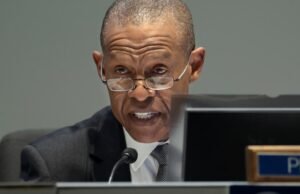 Erroll Southht saiu da aventura policial