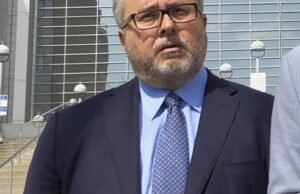 Sials de Tom Girardi são condenados por desonra legal