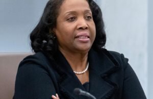 A Suprema Corte decide se Trump pode liderar o governador Lisa Cook