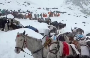 Hurricanos liberaram centenas de pedestres no Monte Everest