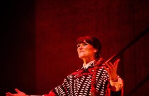 Rozalén chega hoje e amanhã ao salão do festival está a obra teatral dedicada a Chavela Vargas