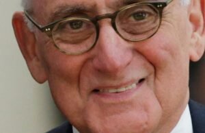 Robert Architect Achited Ach Coters morreu aos 86 anos