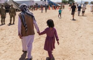 Washington estava trabalhando com a CIA e fomos infiltrados como refugiados afegãos