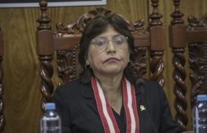 Delia Espinoza deixa opinião divergente: A comissão permanente aprova sentença que a proíbe de exercer cargos públicos por 10 anos