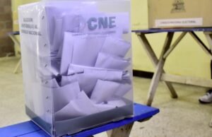 Eleições em Honduras: Eleitores escolherão votar na urna ou acusações e acusações de fraude