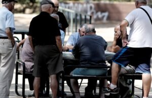 A pensão contributiva aumentará 2,7% em 2026 e os pensionistas receberão em média 572 euros