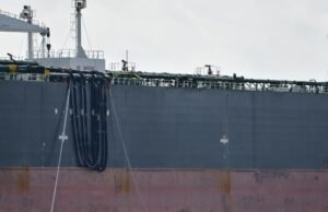A explosão foi relatada em dois petroleiros no Mar Negro