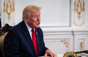 Trump continuou a fechar o espaço aéreo venezuelano em meio a tensões com Maduro