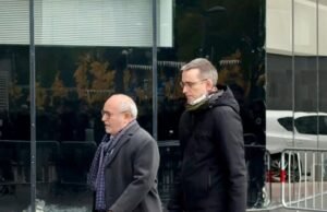 A principal suspeita criminal de Helena Jubany chegou ao tribunal de Sabadell (Barcelona)