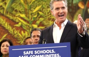 A nova lei K-12 da Califórnia está voltada para o colapso dos direitos civis de Trump?