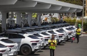 Santa Monica fecha Waymo para impedir viagens noturnas ilegais em estacionamentos. Os vizinhos estão felizes