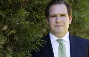Ele supervisionou o projeto do Hollywood Studio de US$ 1 bilhão. Agora, ele quer ser o próximo gestor municipal